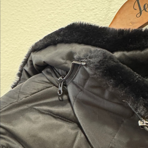 Nautica Women's Black Puffer Jacket - Picture 10 of 11